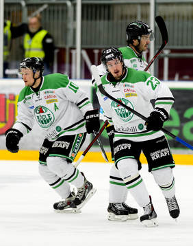 Rögle firar Daniel Sylwander