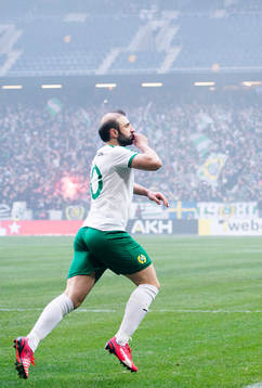 Hammarbys Kennedy Bakircioglu jublar