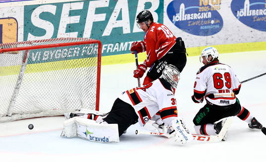 Vita Hästens Markus Gunnarsson gör 2-0 när Malmös