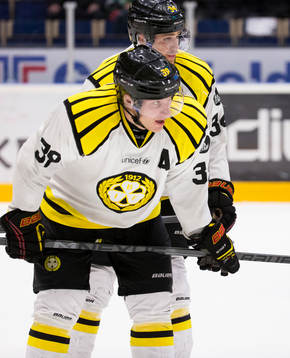 Brynäs Jonas Nordquist och Daniel Brodin inväntar tekning
