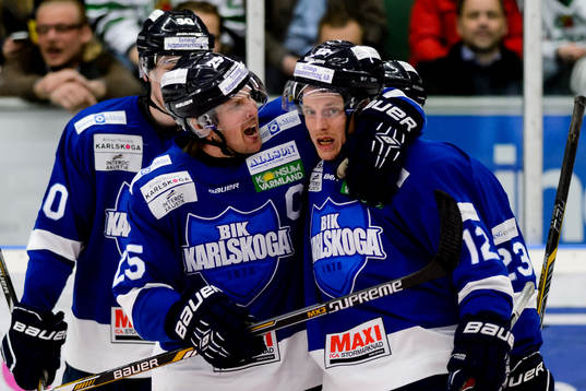 Karlskogas Martin Thelander firar Gustav Thorell