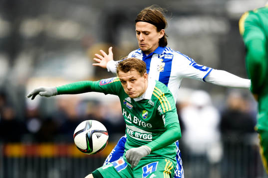 Ljungskiles Jacob Olsson och IFK Göteborgs Lasse Vibe