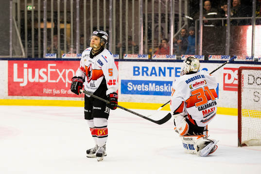 Karlskronas Mikael Kurki och målvakt Patrick Galbraith