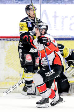 Karlskronas Joel Kellman jublar