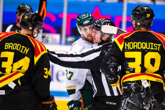 Färjestads Joachim Rohdin i bråk