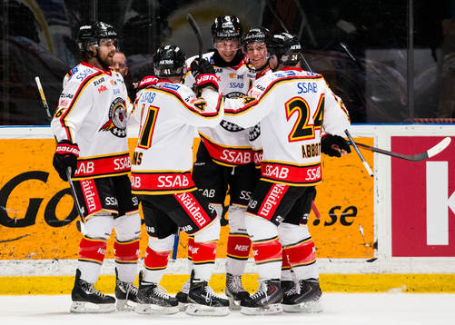 Luleås Johan Harju (m) jublar