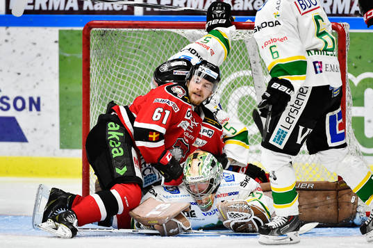 Malmö Redhawks Nicklas Jadeland trycker ner Björklövens