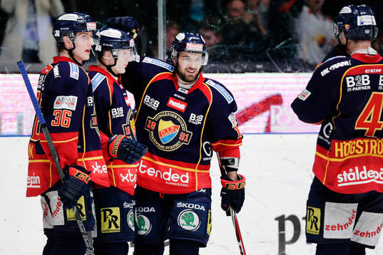 Djurgårdens Marcus Sörensen gör 1-2 och jublar med