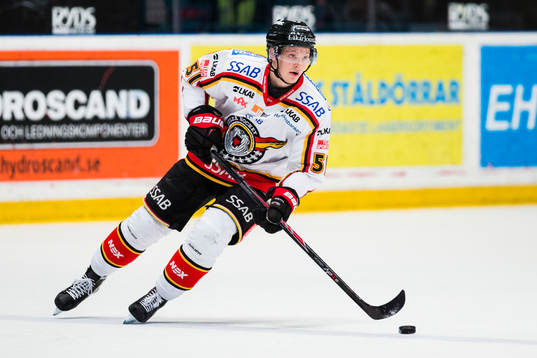 Luleås Kristian Näkyvä med pucken