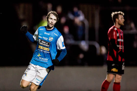 Oddevolds Tobias Mikaelsson jublar