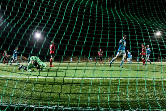 Oddevolds Tobias Mikaelsson har precis gjort 3-1 på