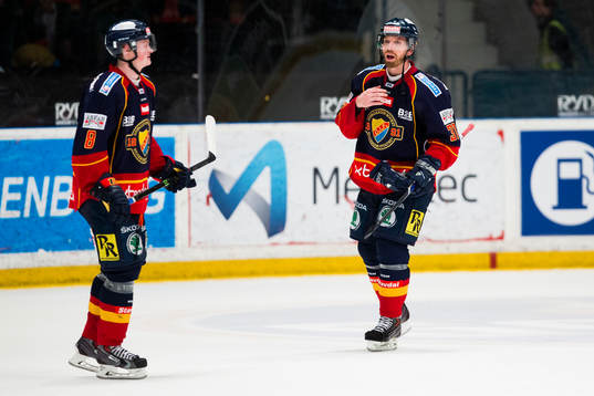 Djurgårdens Linus Arnesson och Mikael Samuelsson