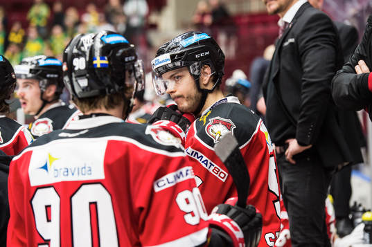 Malmö Redhawks Björn Svensson deppar över förlusten med