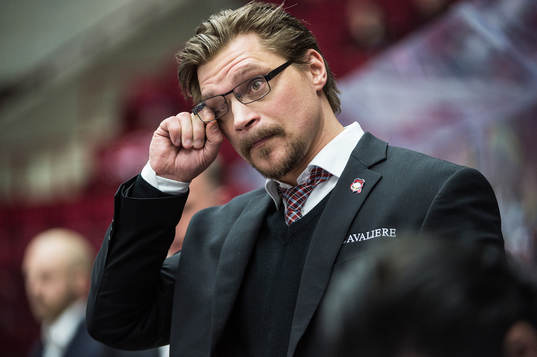 Malmö Redhawks assisterande tränare Björn Hellkvist tar