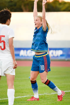 Sveriges Sofia Jakobsson gör  3-0 och jublar