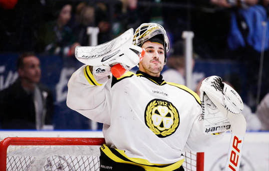 Brynäs målvakt Bernhard Starkbaum