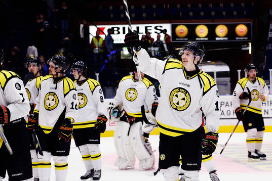 Bläddra bland fler bilder av Ishockey, SHL, Kval till SM-kvartsfinal, Färjestad - Brynäs