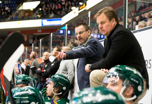 Färjestads tränare Tommy Samuelsson och ass.tränare Leif