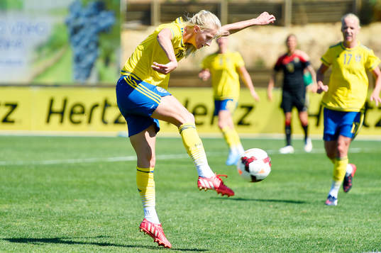 Sveriges Sofia Jakobsson gör 1-2