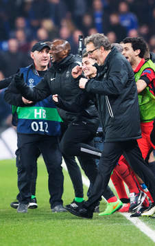 Paris tränare Laurent Blanc jublar