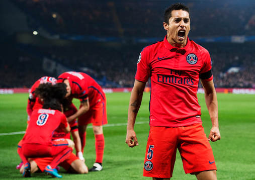 Paris Marquinhos jublar framför sina lagkamrater