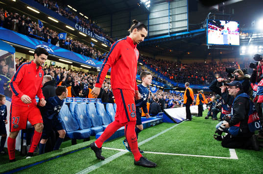 Paris Zlatan Ibrahimovic gör entré till