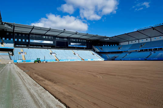 Swedbank Stadion utan gräsmatta
