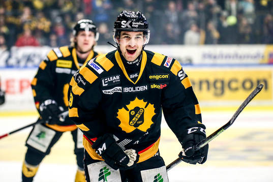 Skellefteås Andrew Calof jublar
