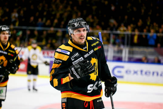 Skellefteås Daniel Widing jublar