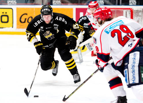 s Jordan Hendry