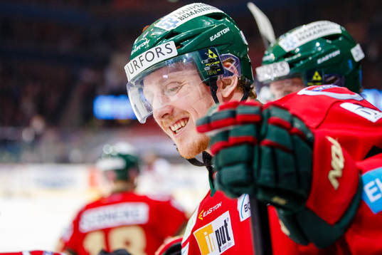 Frölundas Pontus Widerström jublar