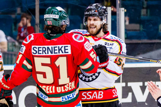 Bråk mellan Frölundas Mats Rosseli Olsen och Luleås