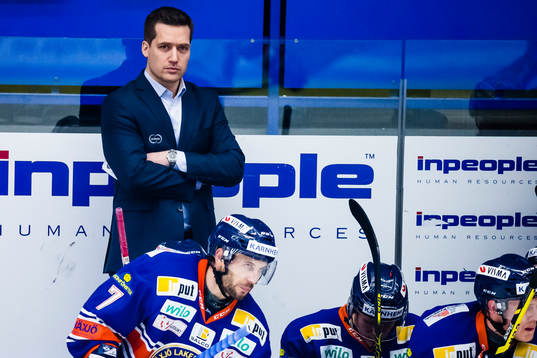 Växjös tränare Sam Hallam