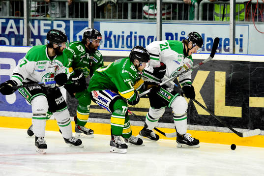 Rögles Emil Molin och Björklövens Tobias Björklund