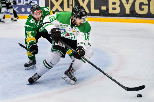 Rögles Christopher Liljewall och Björklövens Viktor