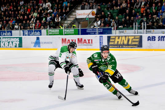 Björklövens Tommy Wargh och Rögles Emil Molin