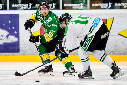 Björklövens Jonathan Harty och Rögles Christopher