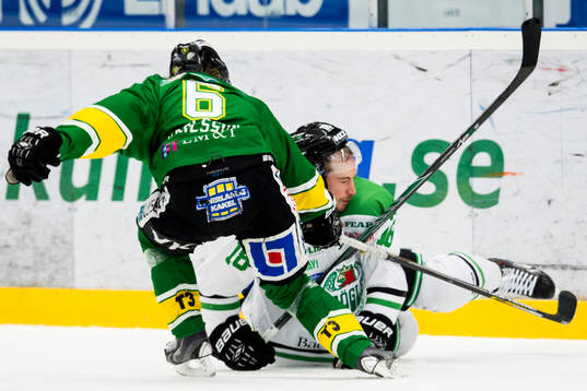 Björklövens Kim Karlsson och Rögles Mike Vernace