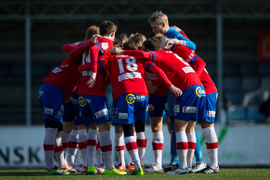 Örgryte samlade innan fotbollsmatchen  mellan Örgryte och