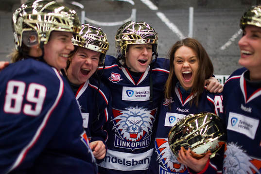 Linköpings Stefanie Marty, Matildah Andersson och Anna
