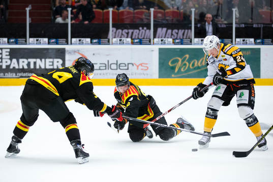 Brynäs Tomas Slovak och Niclas Andersen mot Skellefteå