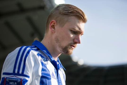 IFK Göteborgs Sebastian Eriksson på väg in till