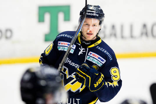 s Ted Brithén blöder från näsan