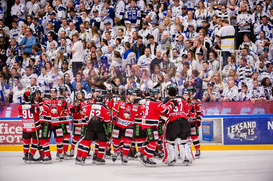 Leksands supportrar deppar medan Malmö Redhawks jublar