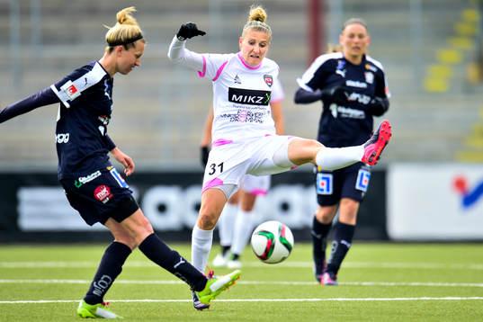 Linköpings Pernille Harder och Rosengårds Anja Mittag