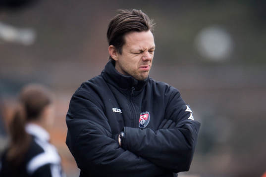 Rosengårds tränare Markus Tilly deppar