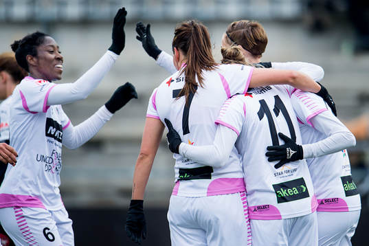 Rosengårds Anita Asante, Sara Björk Gunnarsdottir, Anja