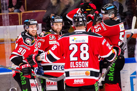 Malmö Redhawks Mattias Persson ioch Eric Himelfarb jublar