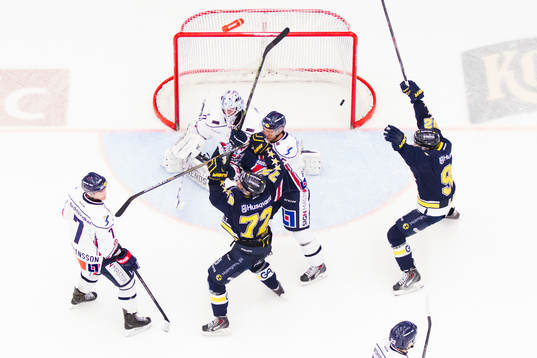 s Patrik Carlsson, Teemu Laine jublar och Linköpings