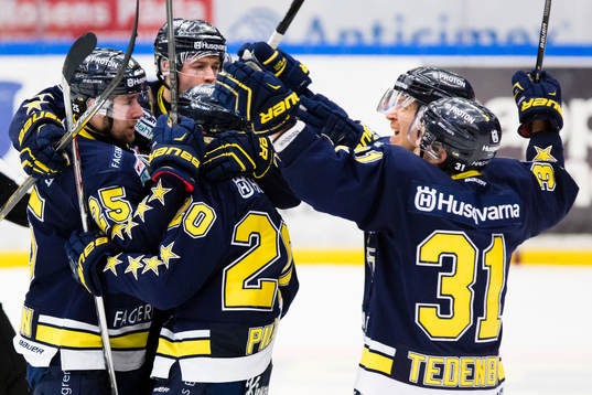 s Mattias Karlsson, Patrik Carlsson, Lawrence Pilut, Teemu